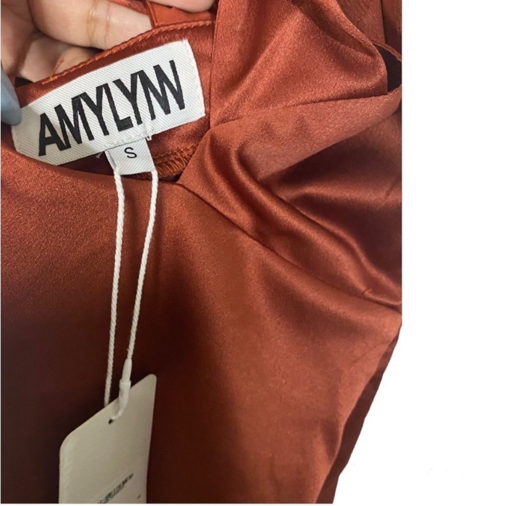 AMYLYNN Lorna Dress - Picture 8 of 8